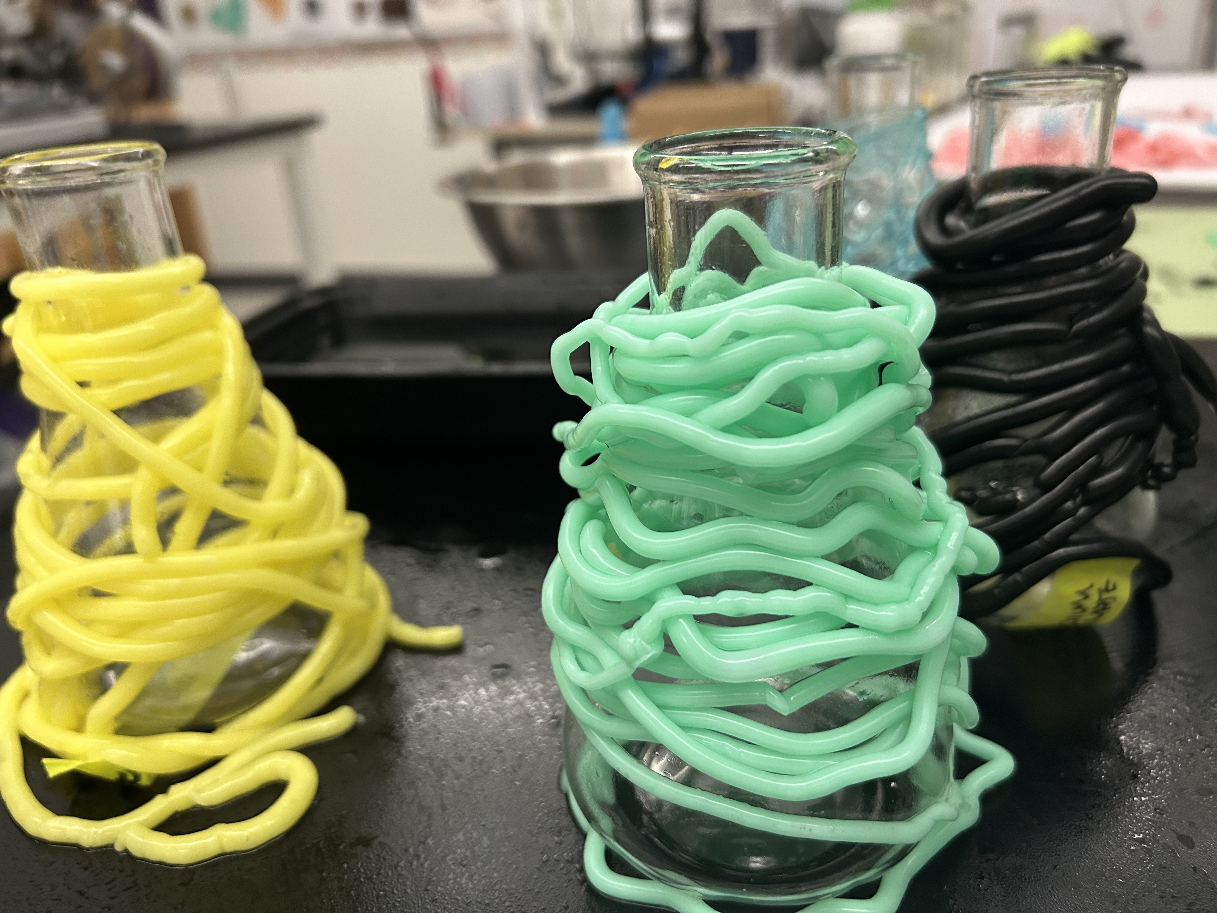 Algae-based bioyarn process